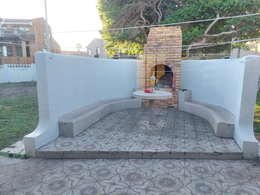 3 Bedroom Property for Sale in Hartenbos Central Western Cape